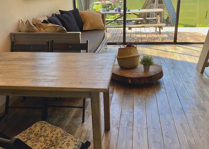 度假居 Szklana Stodola 普日维兹