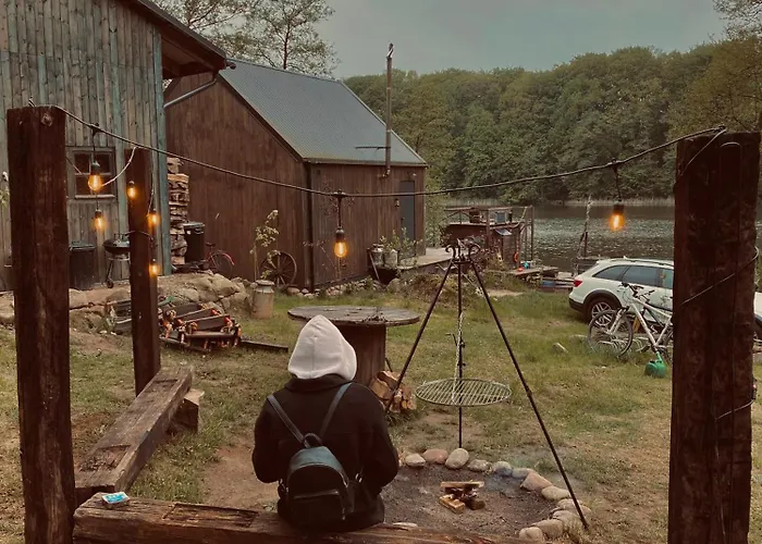 度假居 Szklana Stodola 普日维兹